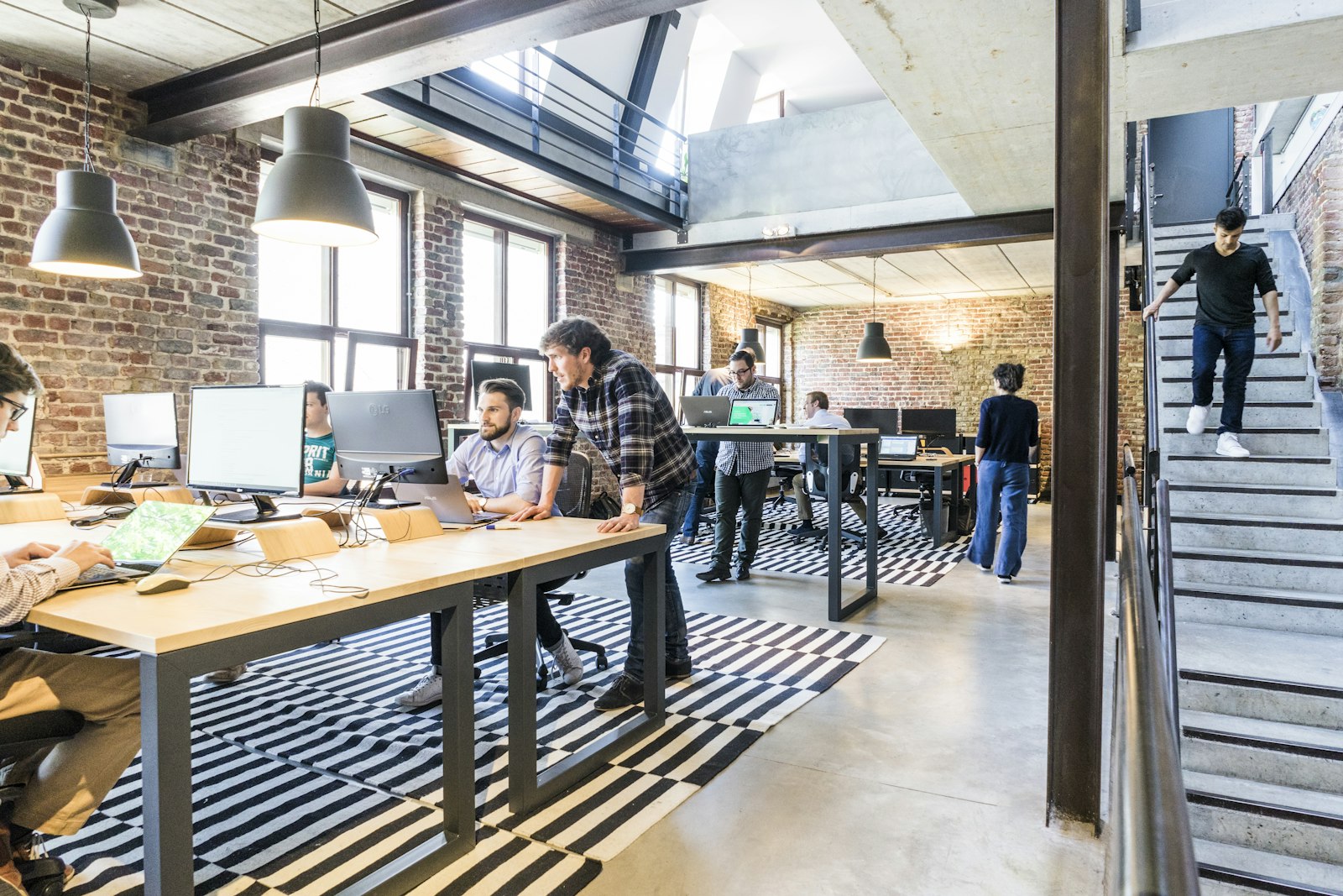Creative workspace for turning culture signals into posts